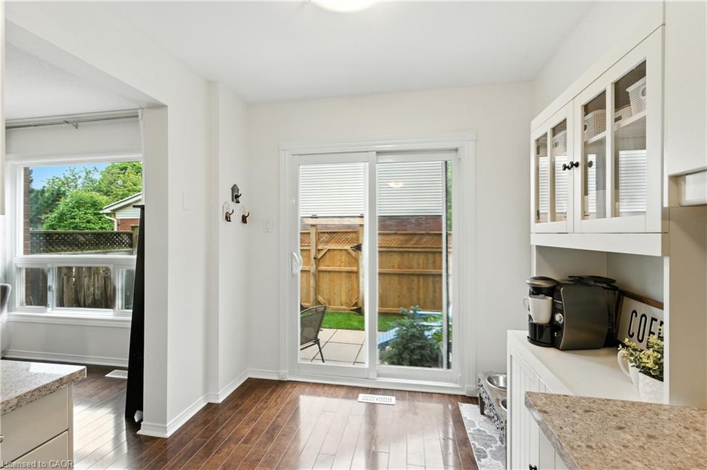 23-415 River Oaks Boulevard W, Oakville, ON - Indoor Photo Showing Other Room