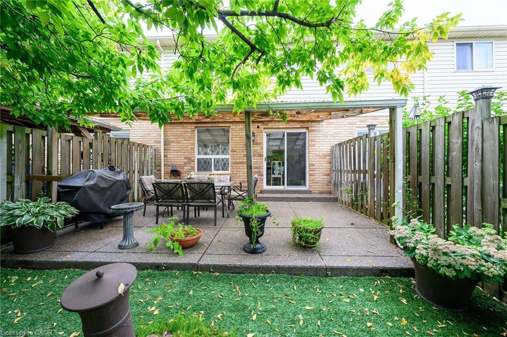 5 Vulcan Court, Hamilton, ON - Outdoor With Deck Patio Veranda With Exterior