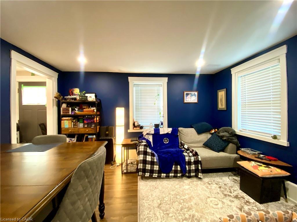 358 Dundas Street E, Hamilton, ON - Indoor