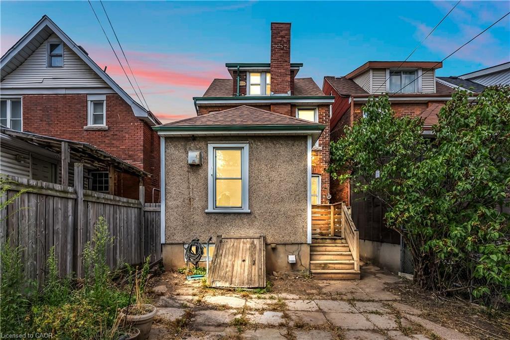 170 Grosvenor Avenue N, Hamilton, ON - Outdoor