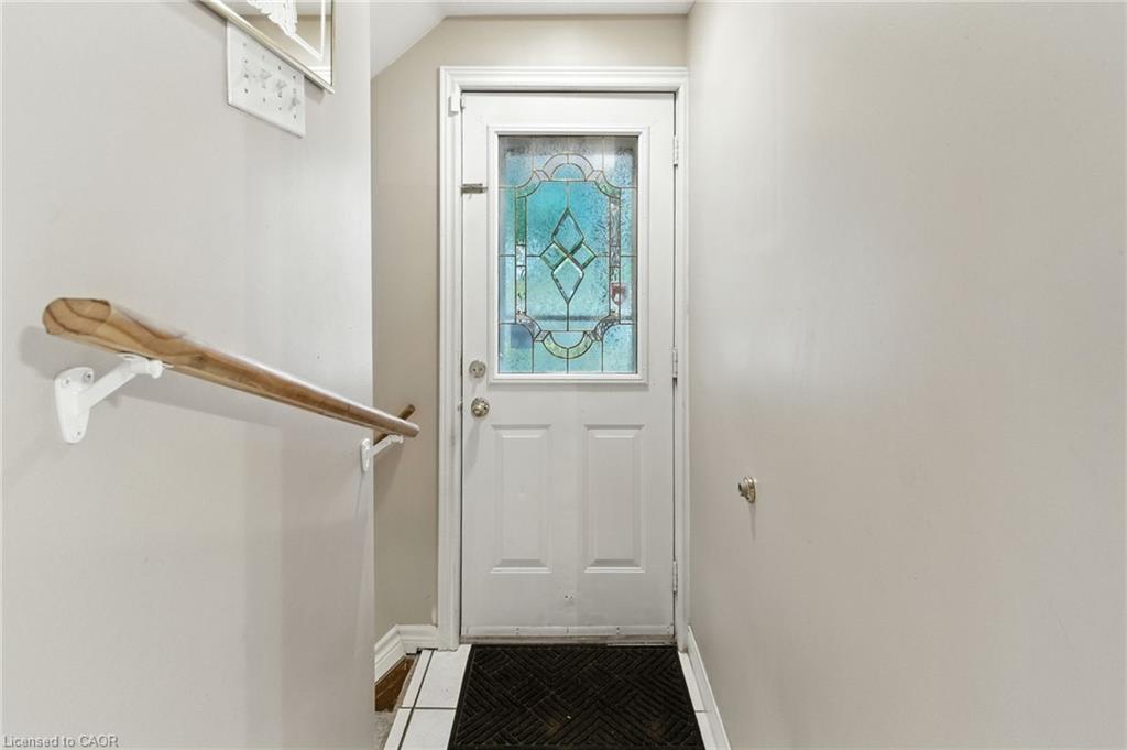 33 Bernard Street, Hamilton, ON - Indoor Photo Showing Other Room