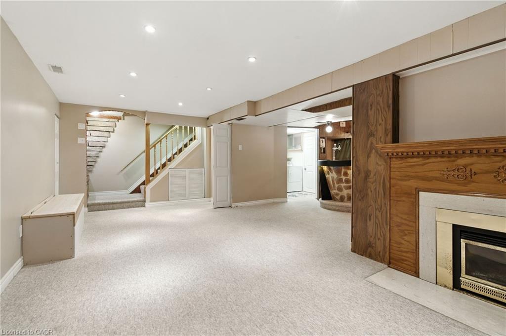 33 Bernard Street, Hamilton, ON - Indoor With Fireplace
