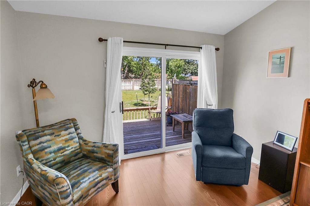 27-303 Central Avenue, Grimsby, ON - Indoor