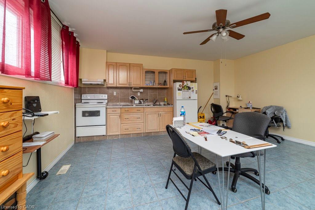 96 Kinrade Avenue, Hamilton, ON