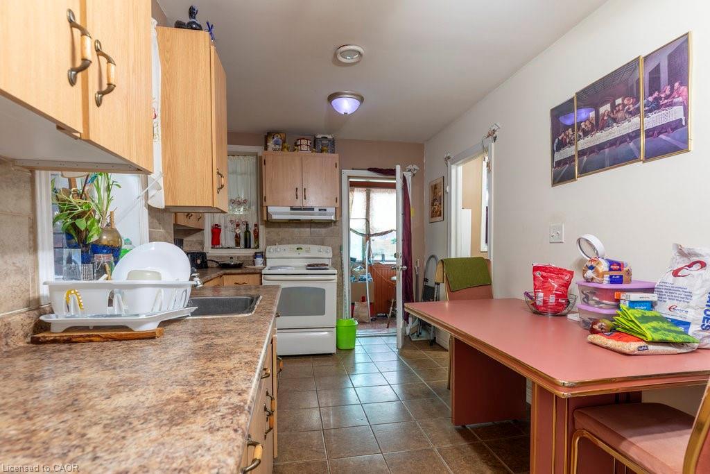 96 Kinrade Avenue, Hamilton, ON