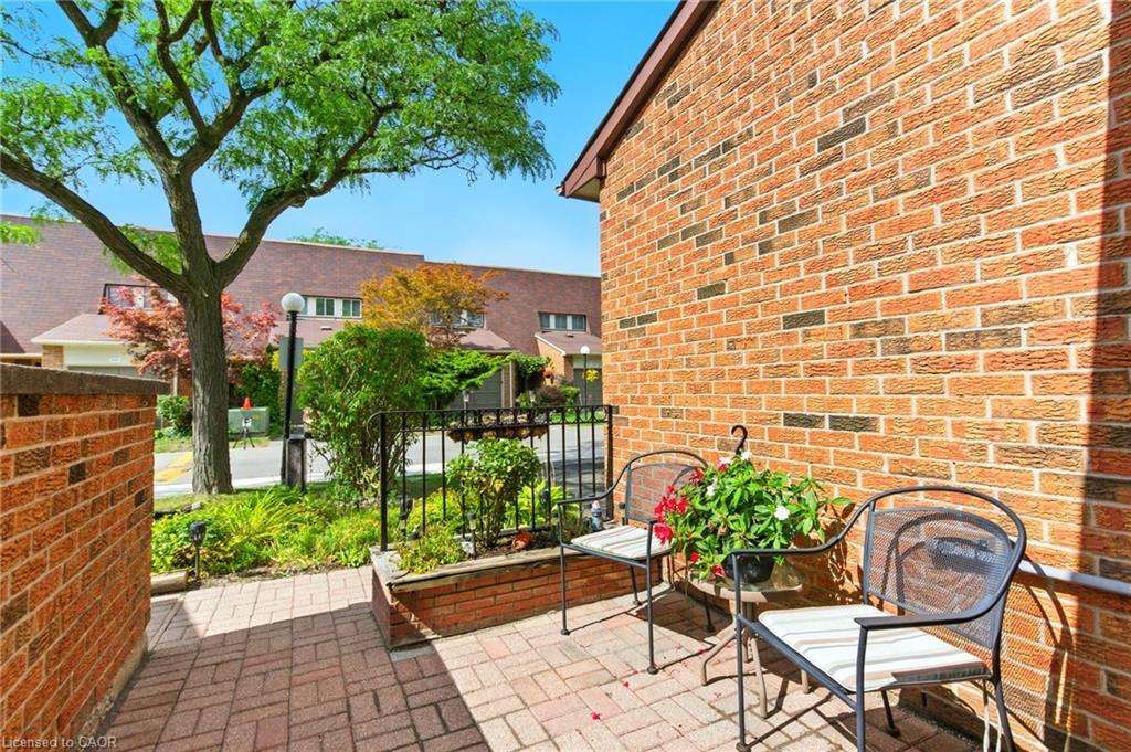 5-3008 Palmer Drive, Burlington, ON - Outdoor With Deck Patio Veranda