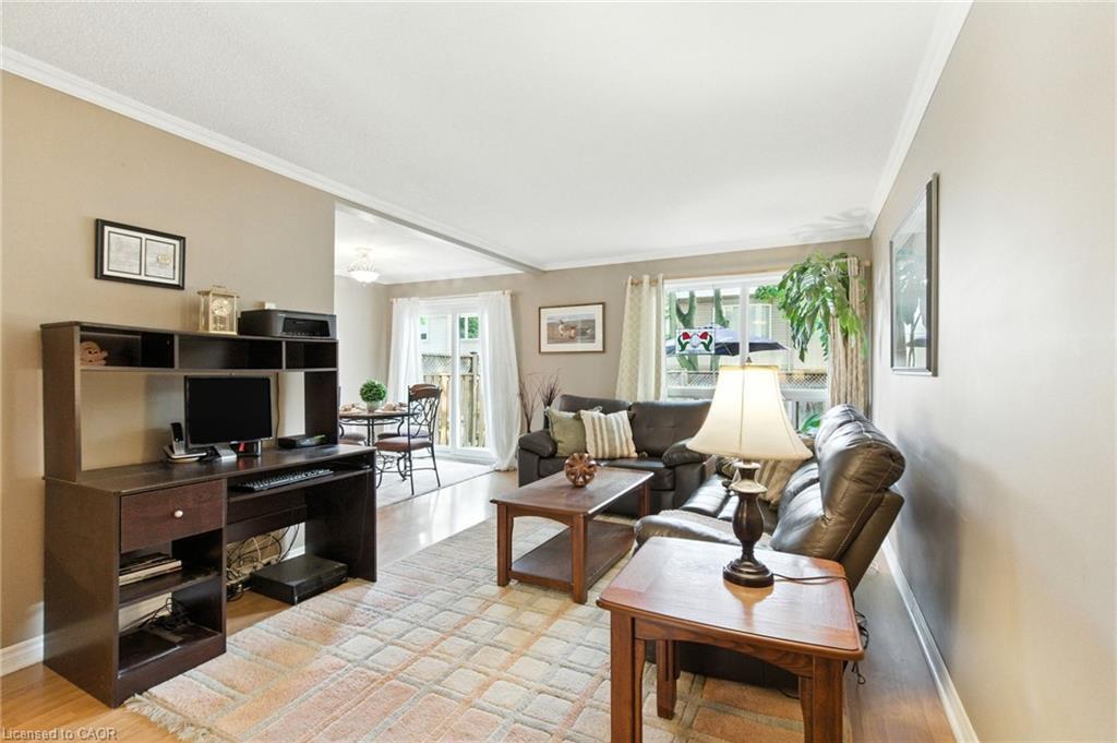 5-3008 Palmer Drive, Burlington, ON - Indoor Photo Showing Living Room