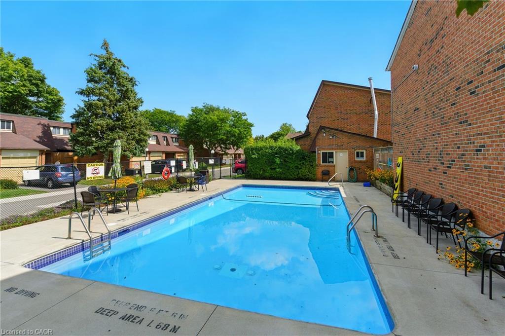 5-3008 Palmer Drive, Burlington, ON - Outdoor With In Ground Pool