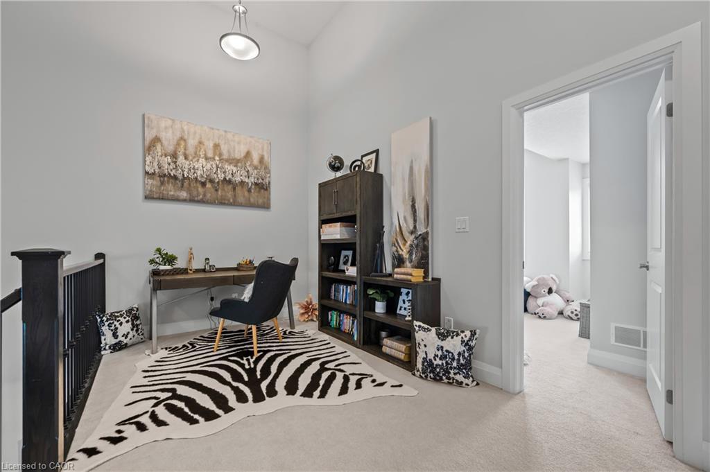 21-271 Grey Silo Road, Waterloo, ON - Indoor