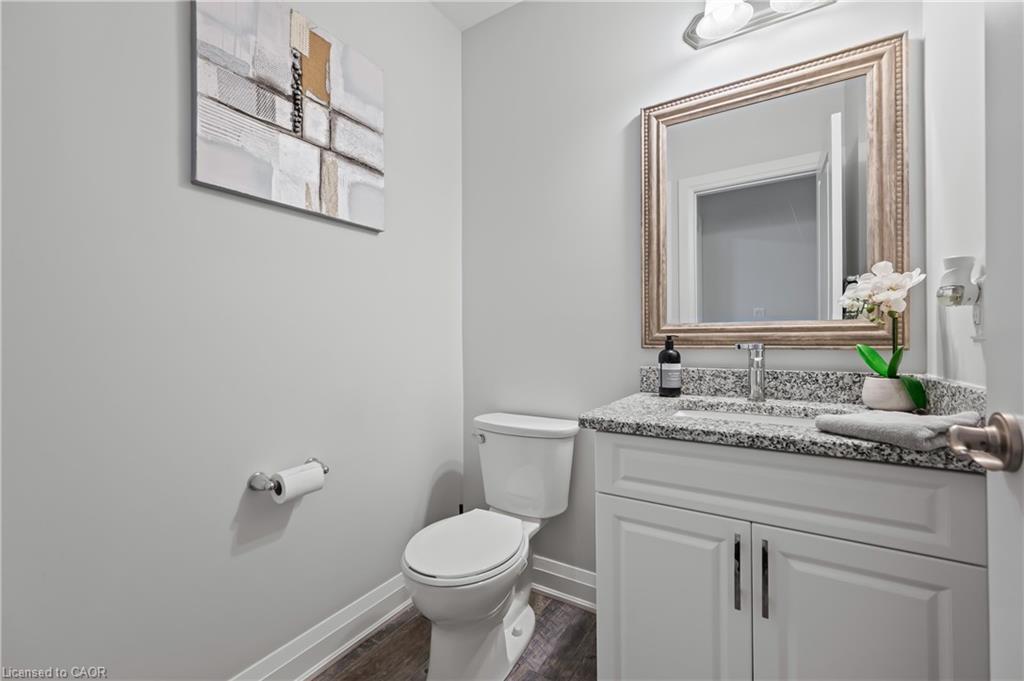 21-271 Grey Silo Road, Waterloo, ON - Indoor Photo Showing Bathroom