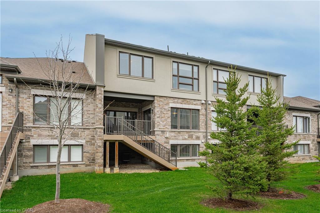 21-271 Grey Silo Road, Waterloo, ON - Outdoor