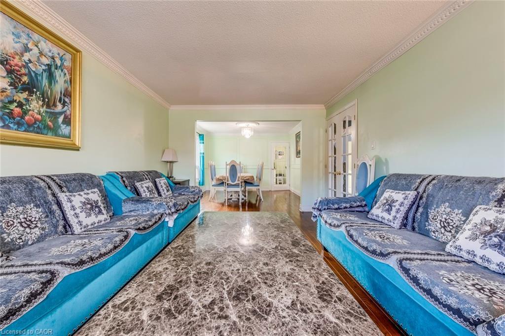 3346 Palmer Drive, Burlington, ON - Indoor Photo Showing Living Room