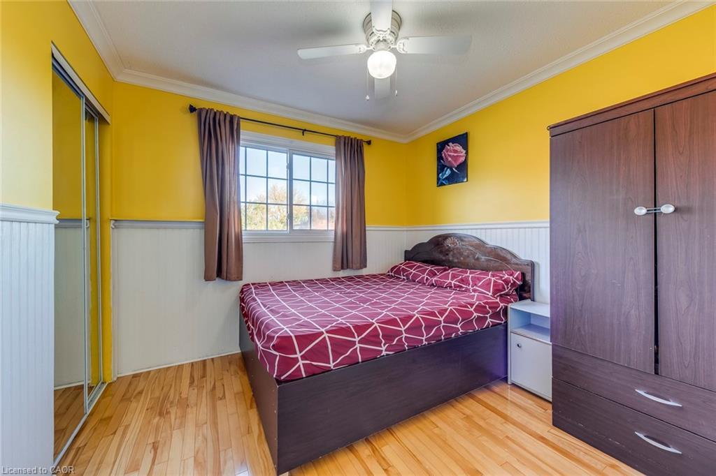 3346 Palmer Drive, Burlington, ON - Indoor Photo Showing Bedroom