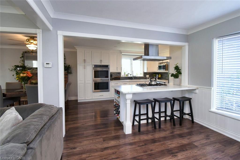 1284 Highway 54 Highway, Haldimand, ON - Indoor Photo Showing Kitchen