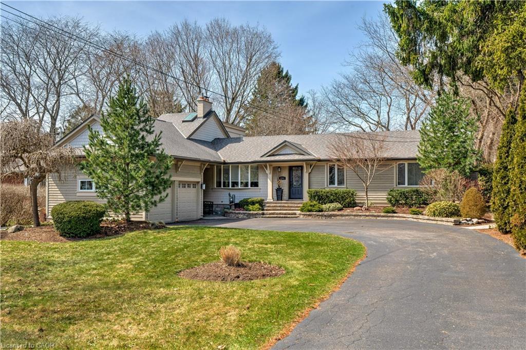 4391 Lakeshore Road, Burlington, ON - Outdoor With Facade