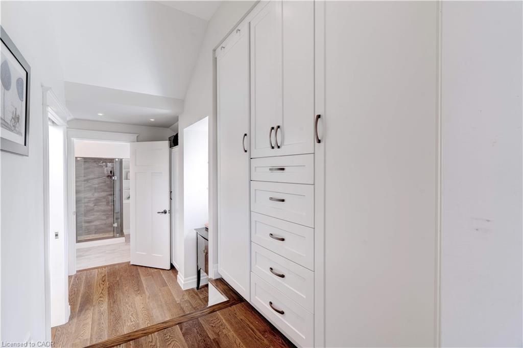 4391 Lakeshore Road, Burlington, ON - Indoor Photo Showing Other Room