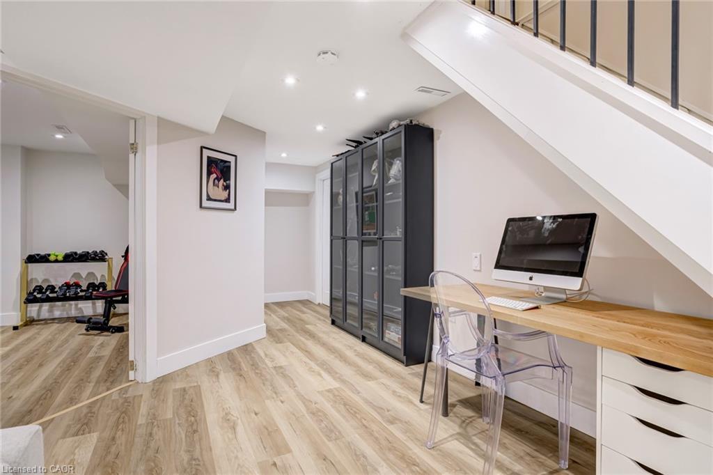 1807 Heather Hills Drive, Burlington, ON - Indoor Photo Showing Office