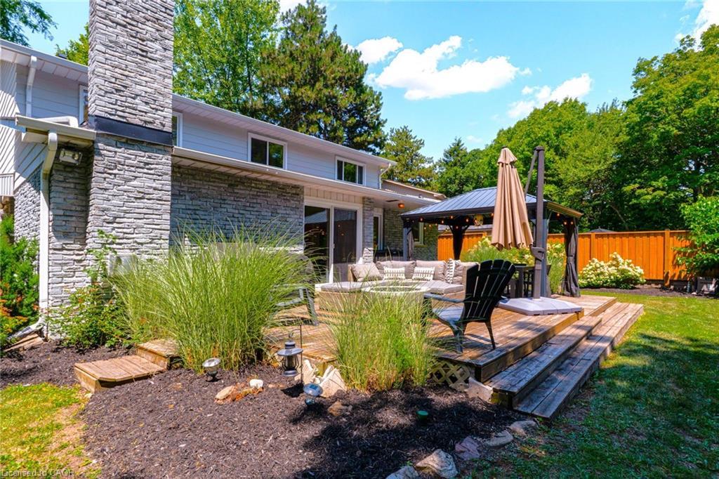 1807 Heather Hills Drive, Burlington, ON - Outdoor With Deck Patio Veranda