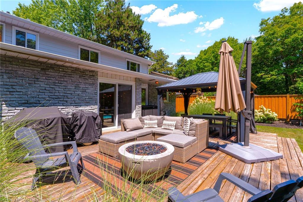 1807 Heather Hills Drive, Burlington, ON - Outdoor With Deck Patio Veranda With Exterior