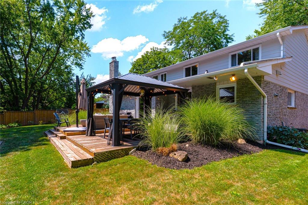 1807 Heather Hills Drive, Burlington, ON - Outdoor