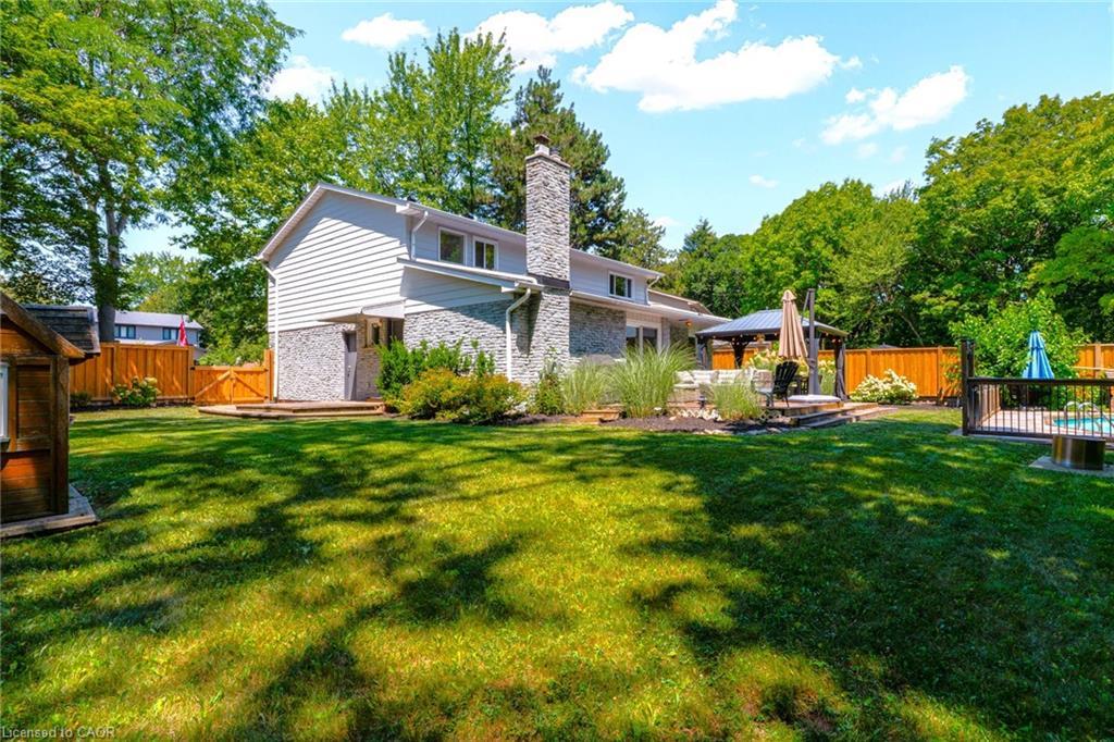 1807 Heather Hills Drive, Burlington, ON - Outdoor