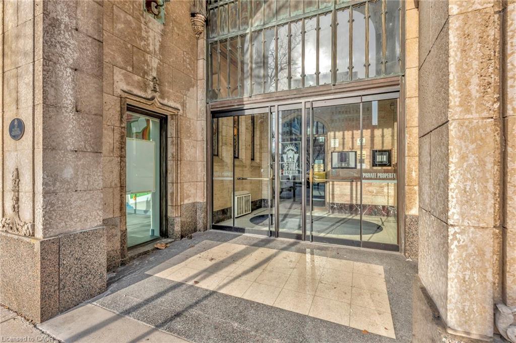 701-36 James Street S, Hamilton, ON - With Exterior