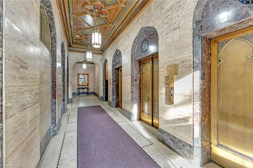 701-36 James Street S, Hamilton, ON - Indoor Photo Showing Other Room