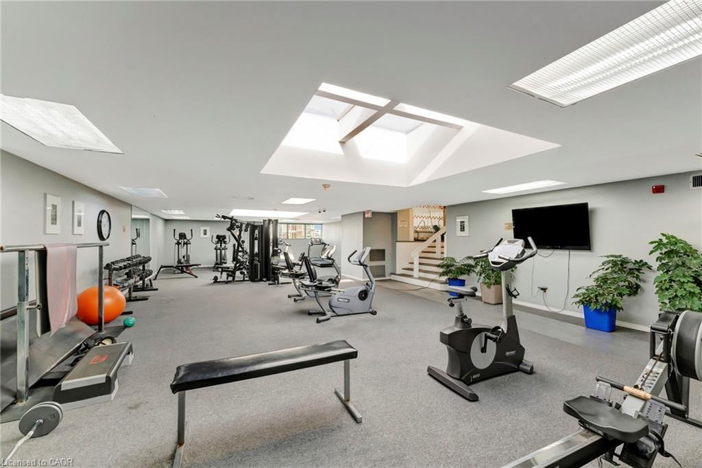 701-36 James Street S, Hamilton, ON - Indoor Photo Showing Gym Room