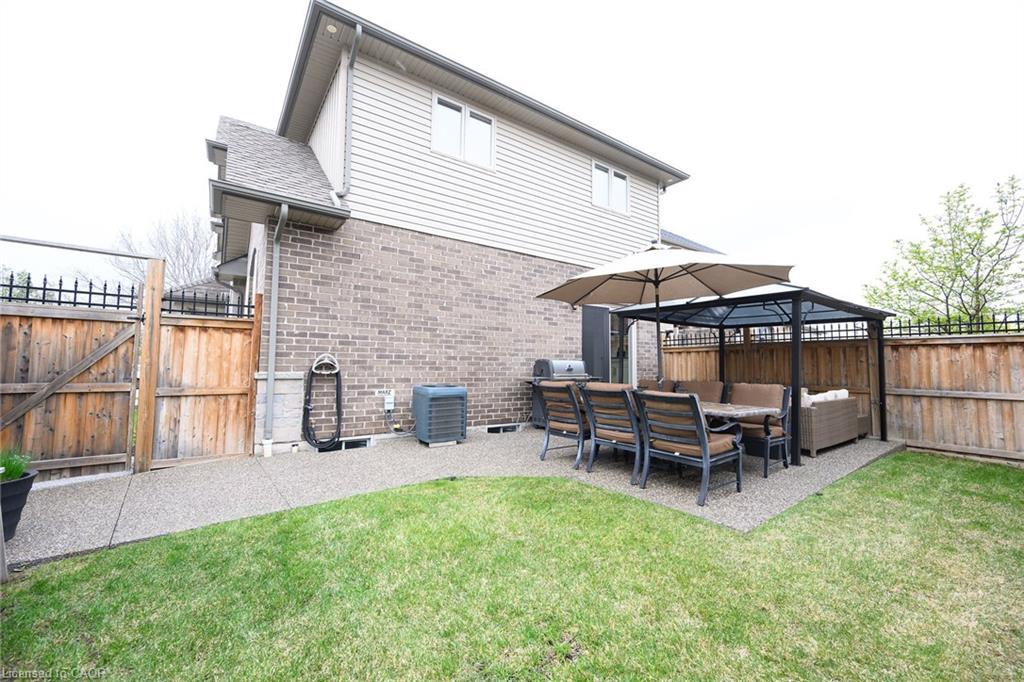 9-270 Main Street W, Grimsby, ON - Outdoor With Deck Patio Veranda With Exterior