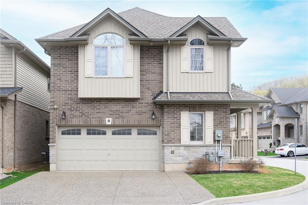 9-270 Main Street W, Grimsby, ON - Outdoor With Facade