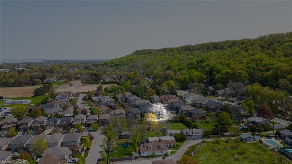 9-270 Main Street W, Grimsby, ON - Outdoor With View