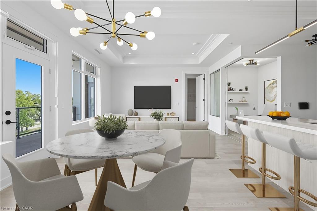 409-123 Maurice Drive, Oakville, ON - Indoor Photo Showing Dining Room