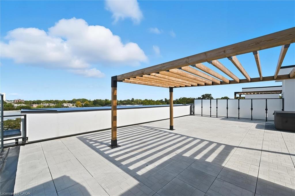 409-123 Maurice Drive, Oakville, ON - Outdoor With Body Of Water