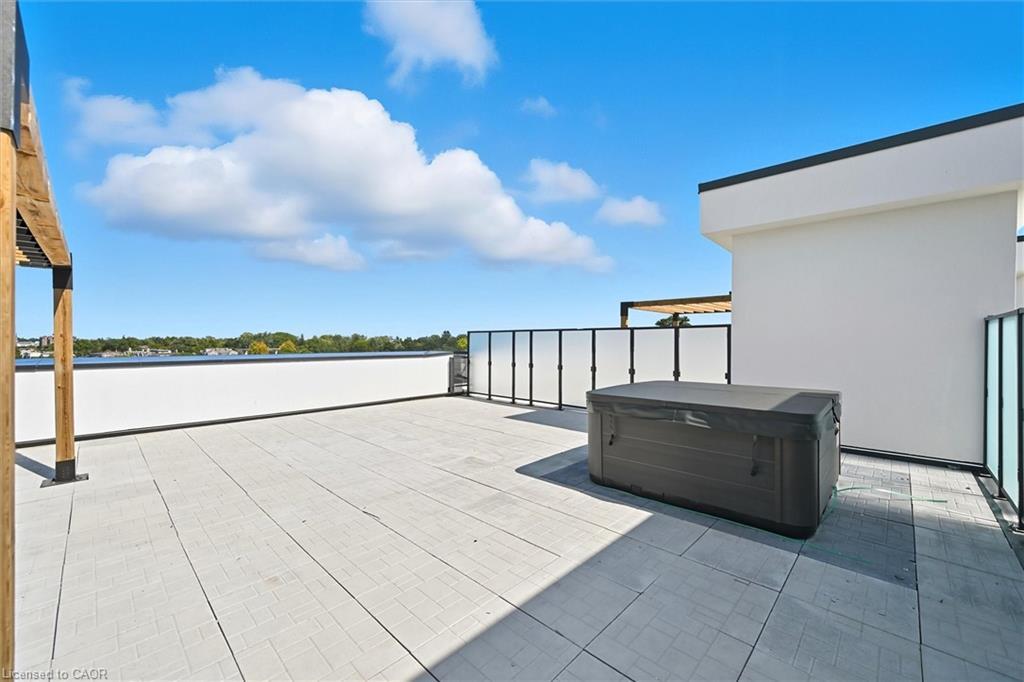 409-123 Maurice Drive, Oakville, ON - Outdoor With Exterior