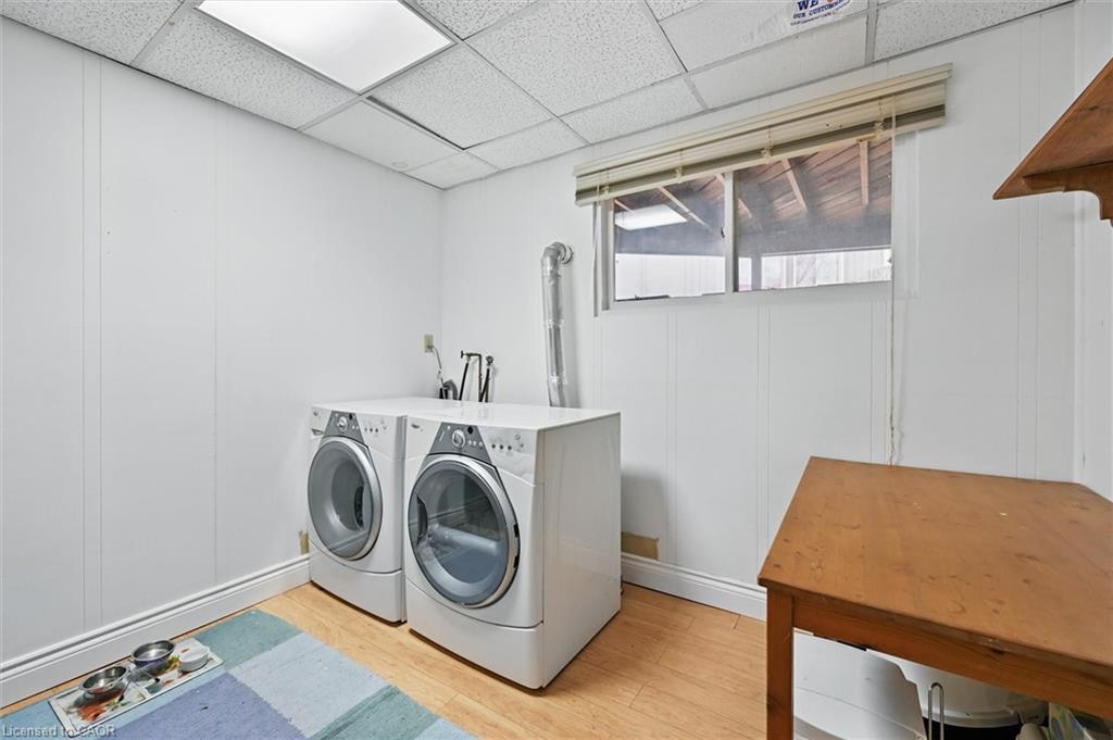 768 King Road, Burlington, ON - Indoor Photo Showing Laundry Room