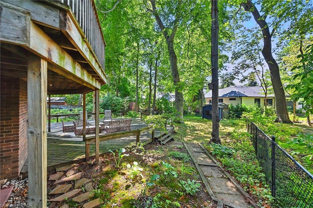 768 King Road, Burlington, ON - Outdoor