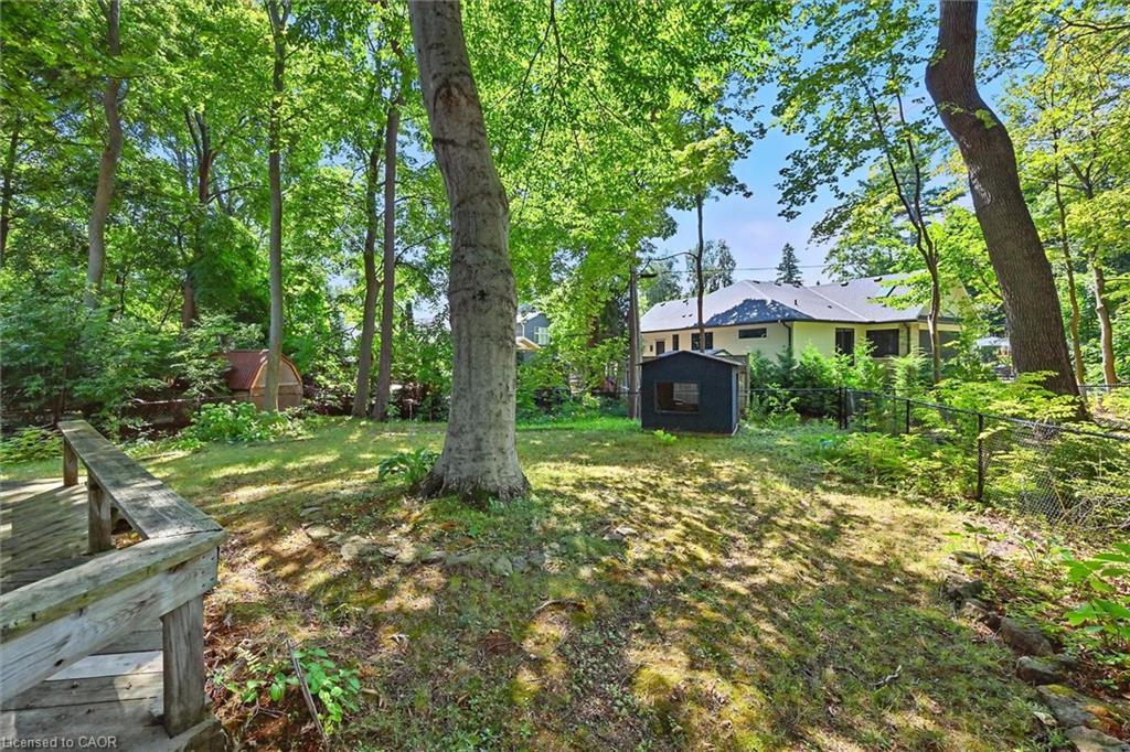 768 King Road, Burlington, ON - Outdoor