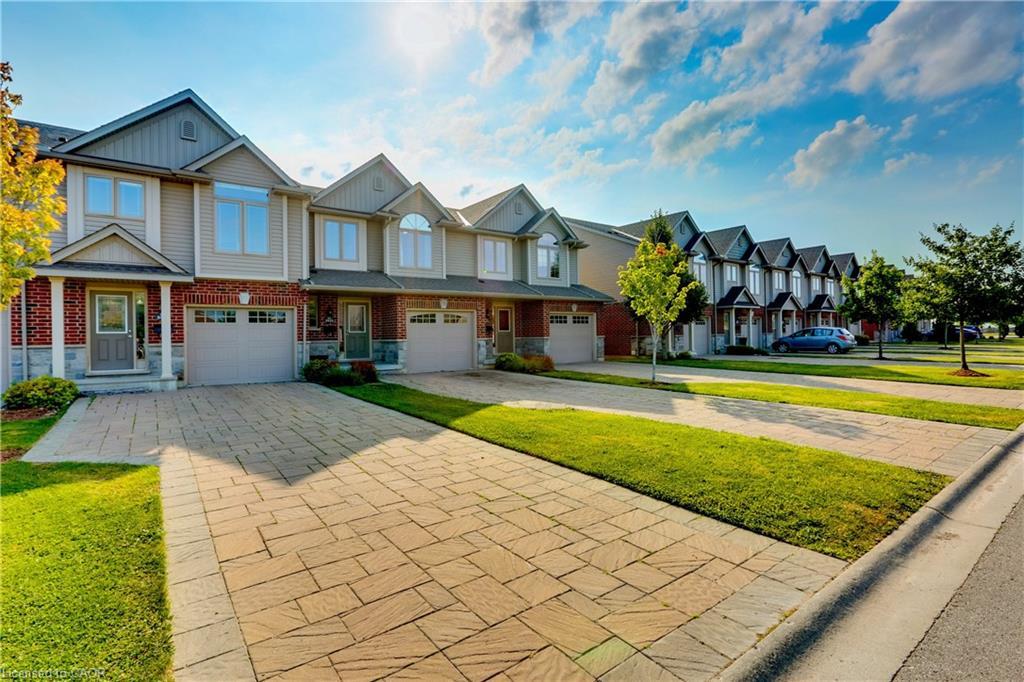 10-3423 Castle Rock Place, London, ON - Outdoor With Facade