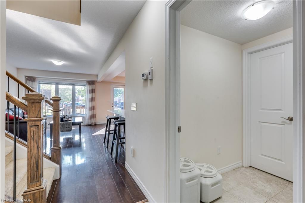 10-3423 Castle Rock Place, London, ON - Indoor Photo Showing Other Room