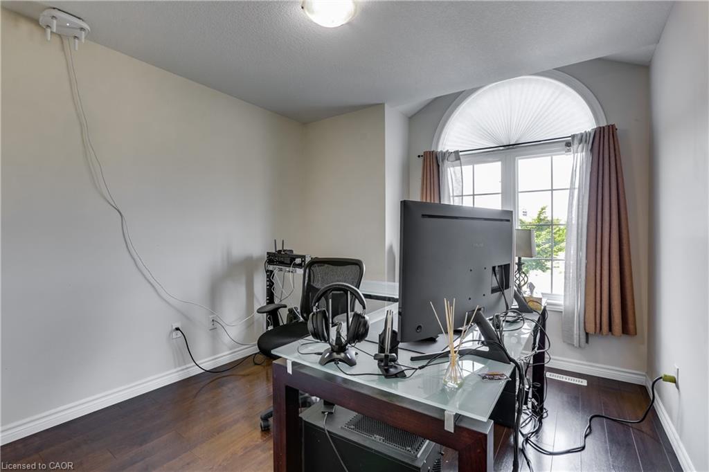 10-3423 Castle Rock Place, London, ON - Indoor Photo Showing Office