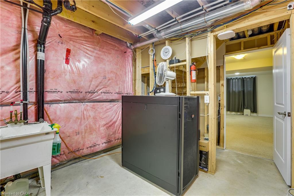 10-3423 Castle Rock Place, London, ON - Indoor Photo Showing Basement