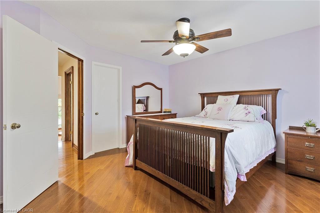 46 Foxhill Crescent, St. Catharines, ON - Indoor Photo Showing Bedroom