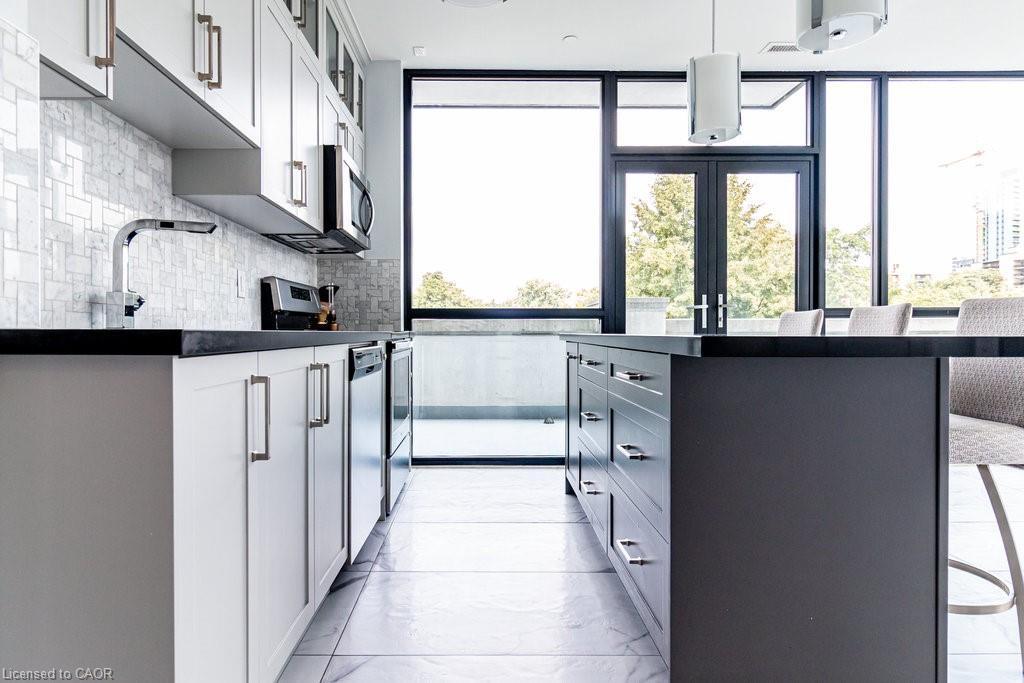 312-101 Locke Street S, Hamilton, ON - Indoor Photo Showing Kitchen With Upgraded Kitchen