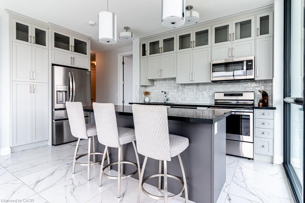 312-101 Locke Street S, Hamilton, ON - Indoor Photo Showing Kitchen With Upgraded Kitchen
