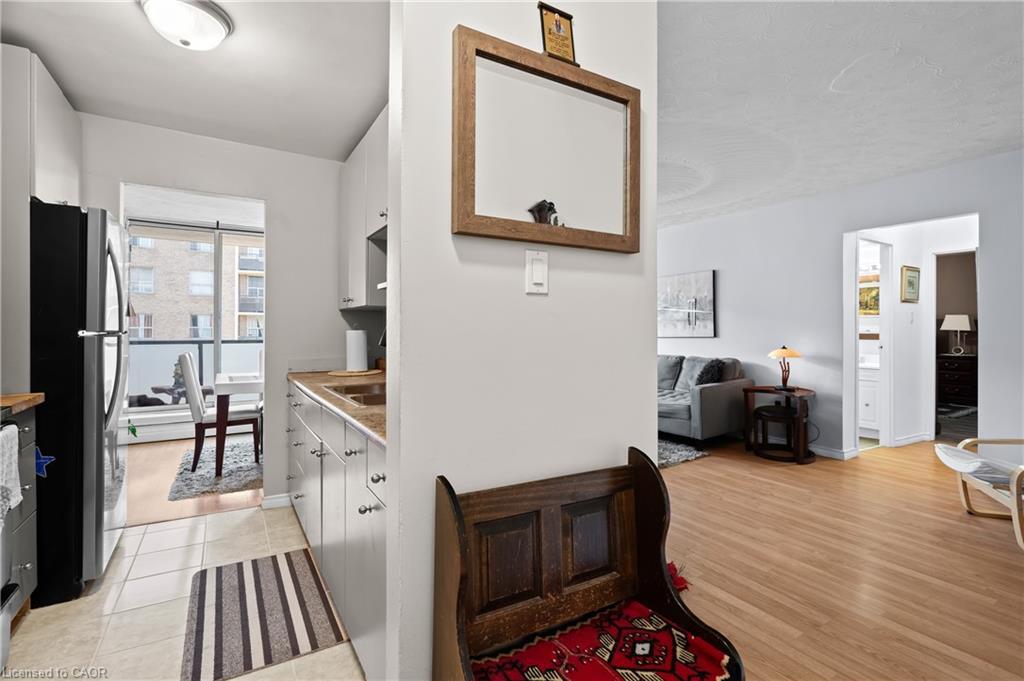 801-359 Geneva Street, St. Catharines, ON - Indoor