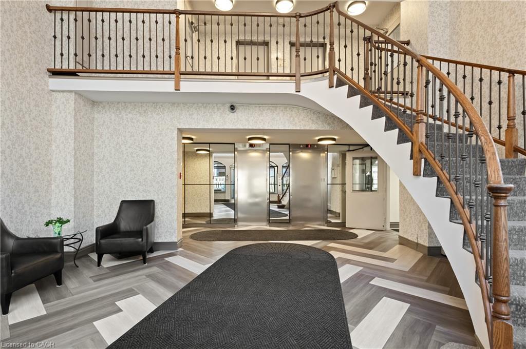 801-359 Geneva Street, St. Catharines, ON - Indoor Photo Showing Other Room