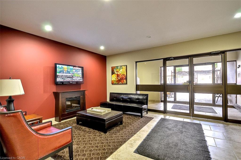 505-55 Yarmouth Street, Guelph, ON - Indoor With Fireplace