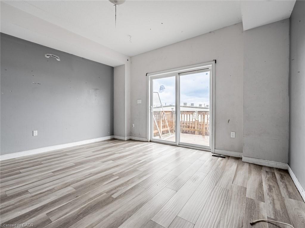 28-60 Bloom Crescent, Hamilton, ON - Indoor Photo Showing Other Room