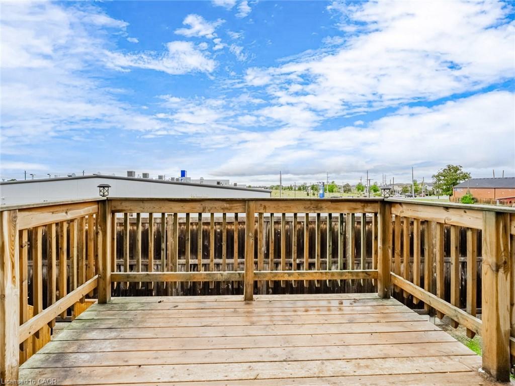 28-60 Bloom Crescent, Hamilton, ON - Outdoor