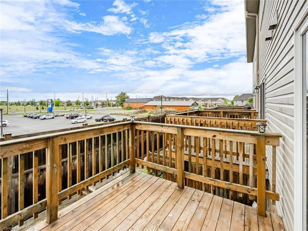 28-60 Bloom Crescent, Hamilton, ON - Outdoor
